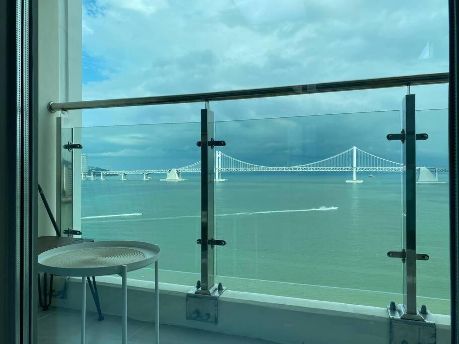 Gwangan-Ri Grand Terrace Ocean View Διαμέρισμα Μπουσάν Εξωτερικό φωτογραφία