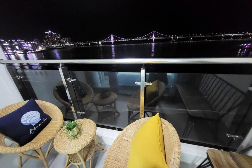 Gwangan-Ri Grand Terrace Ocean View Διαμέρισμα Μπουσάν Εξωτερικό φωτογραφία
